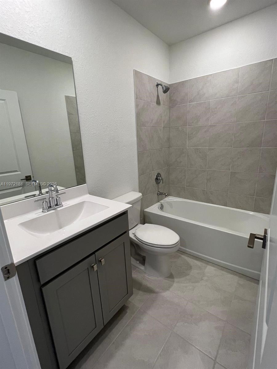 1765 Se 7th Ter Property Photo 9