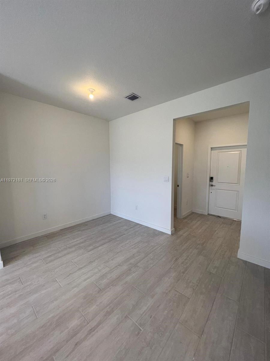 1765 Se 7th Ter Property Photo 23