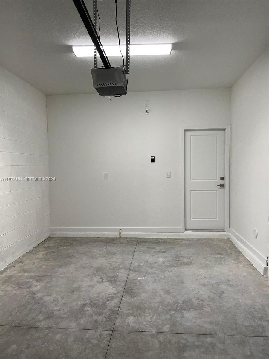 1765 Se 7th Ter Property Photo 27