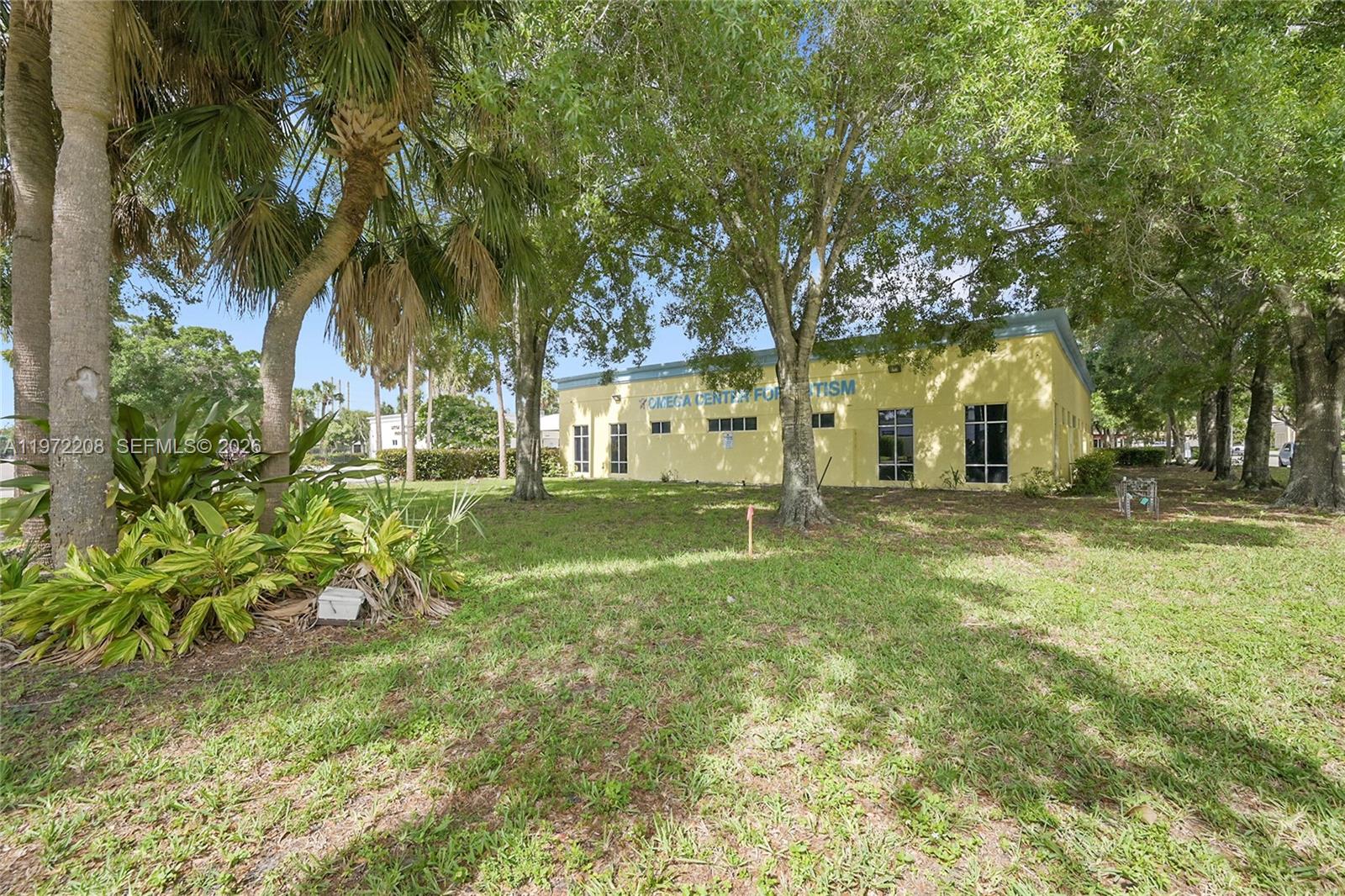 5205 Village Blvd Property Photo 13