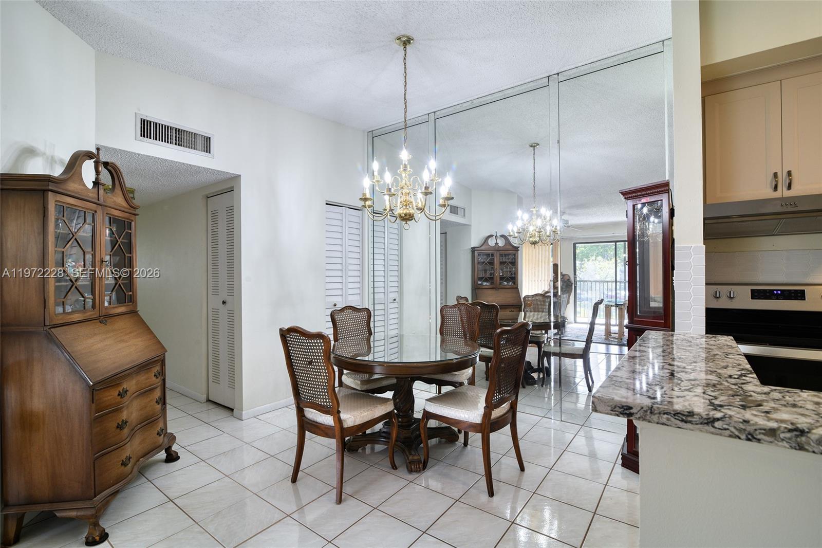 10975 W Clairmont Cir 207 Property Photo 6