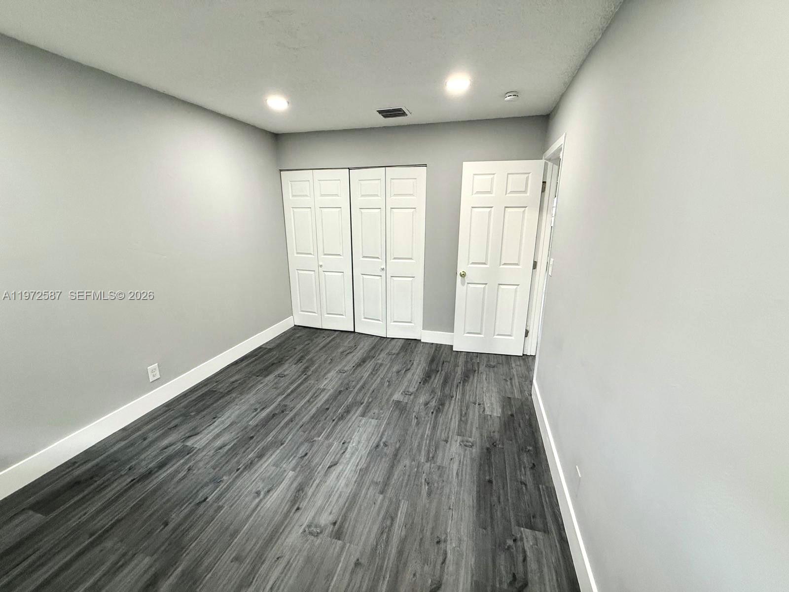 2700 N 34th Ave I Property Photo 18