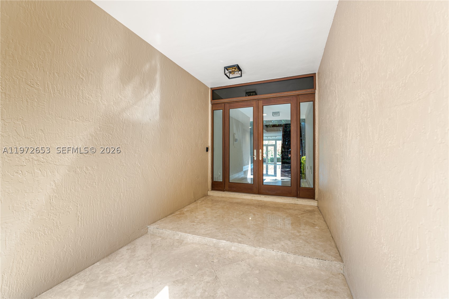 5990 Paradise Point Dr Property Photo 12