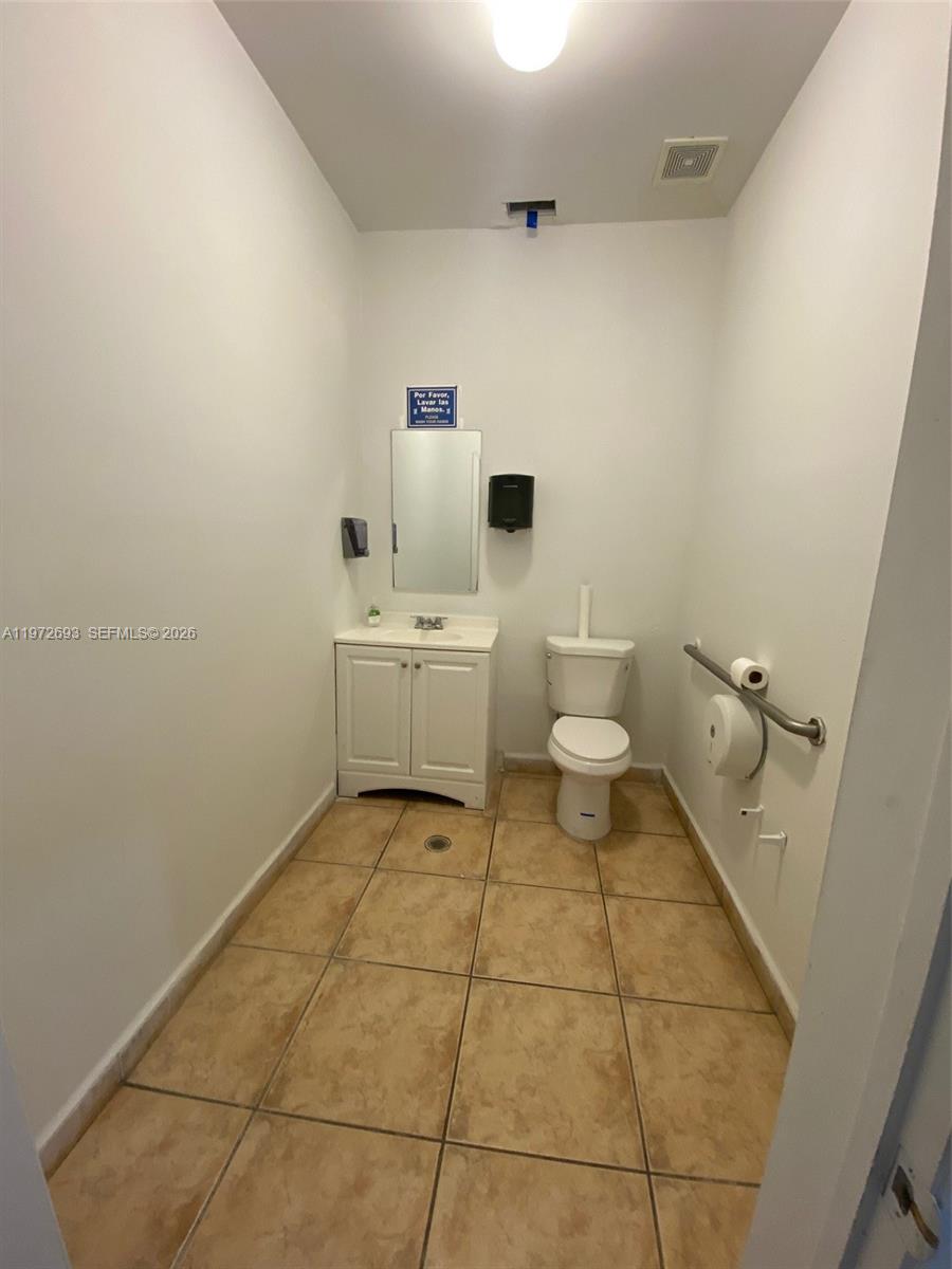 2431 W 80th St 5-c Property Photo 7