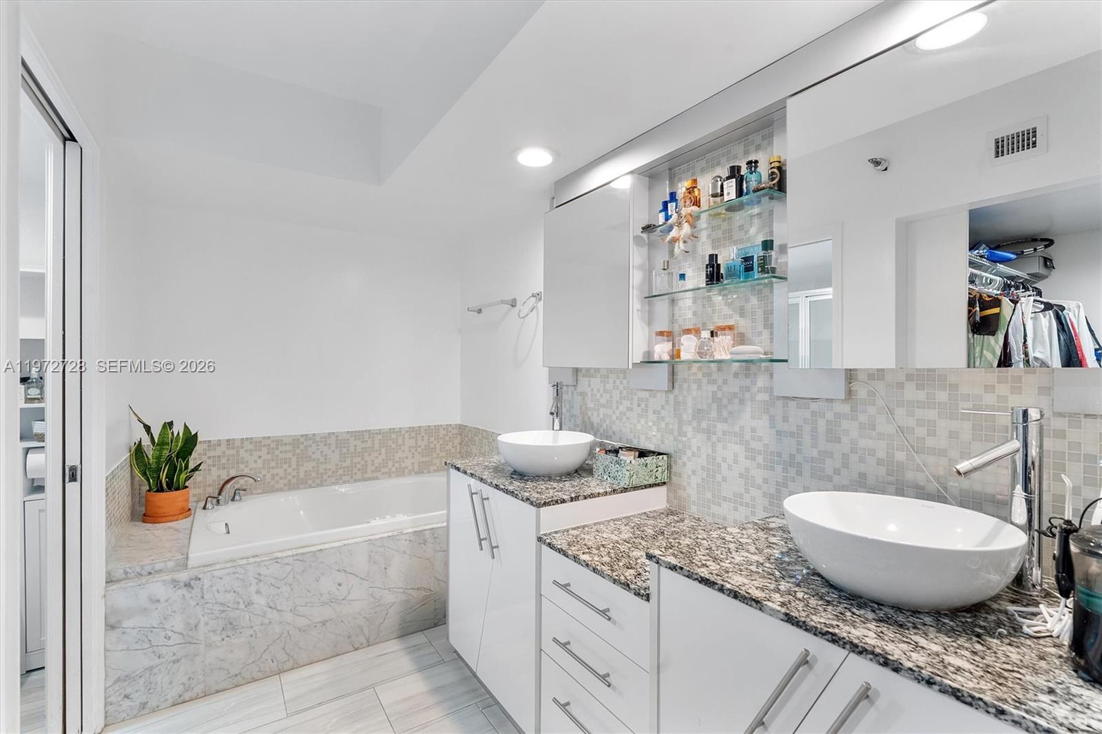 3530 Mystic Pointe Dr 2907 Property Photo 45