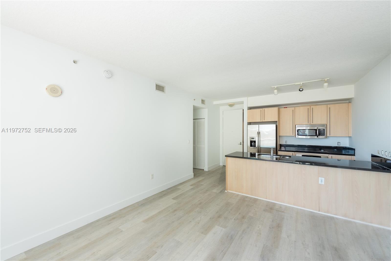 79 Sw 12th St 1105-s Property Photo 6