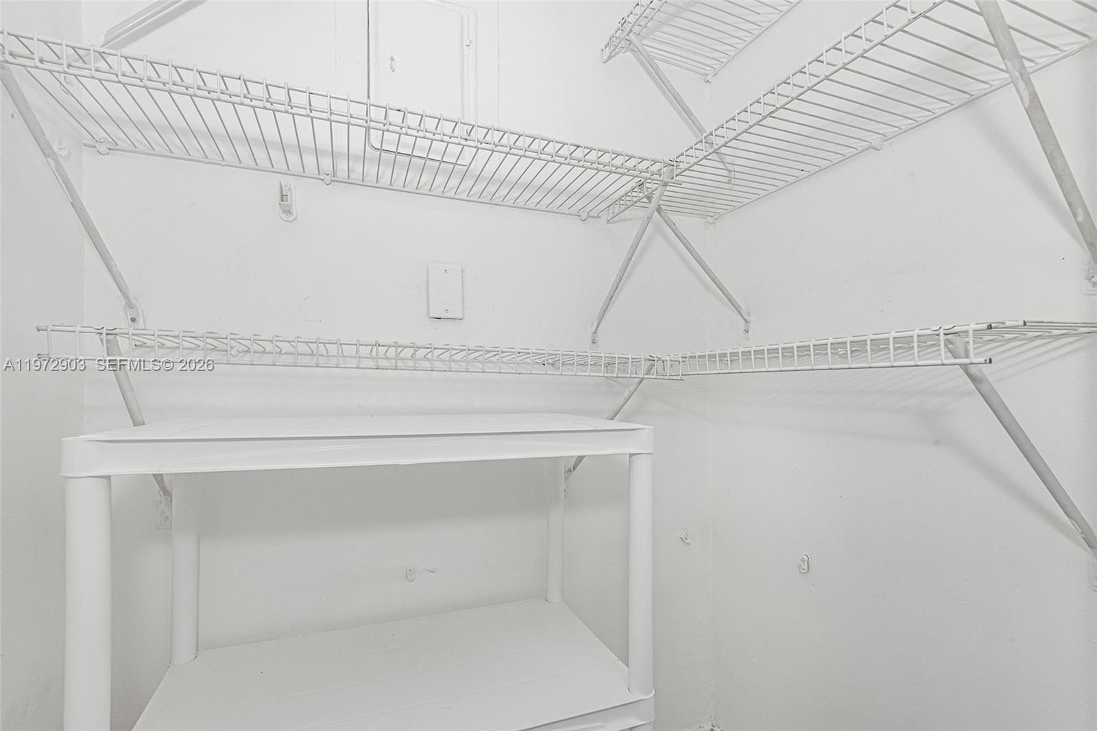 555 Ne 15th St 603 Property Photo 14
