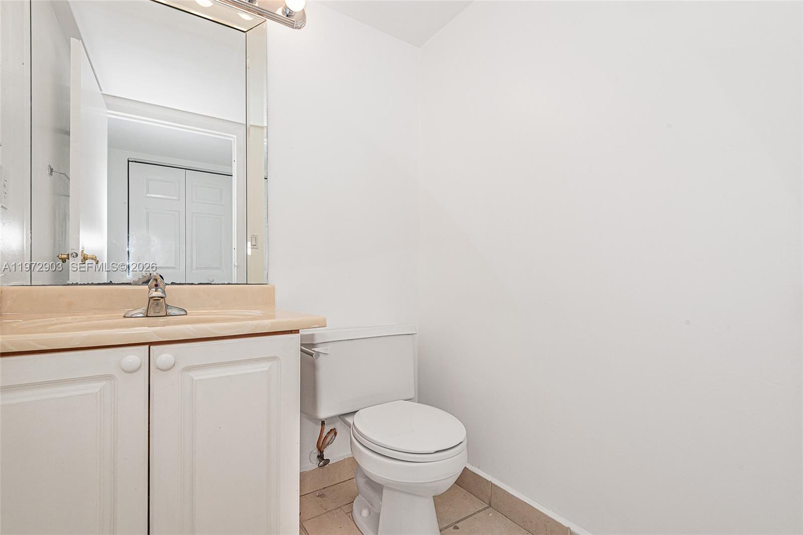 555 Ne 15th St 603 Property Photo 16