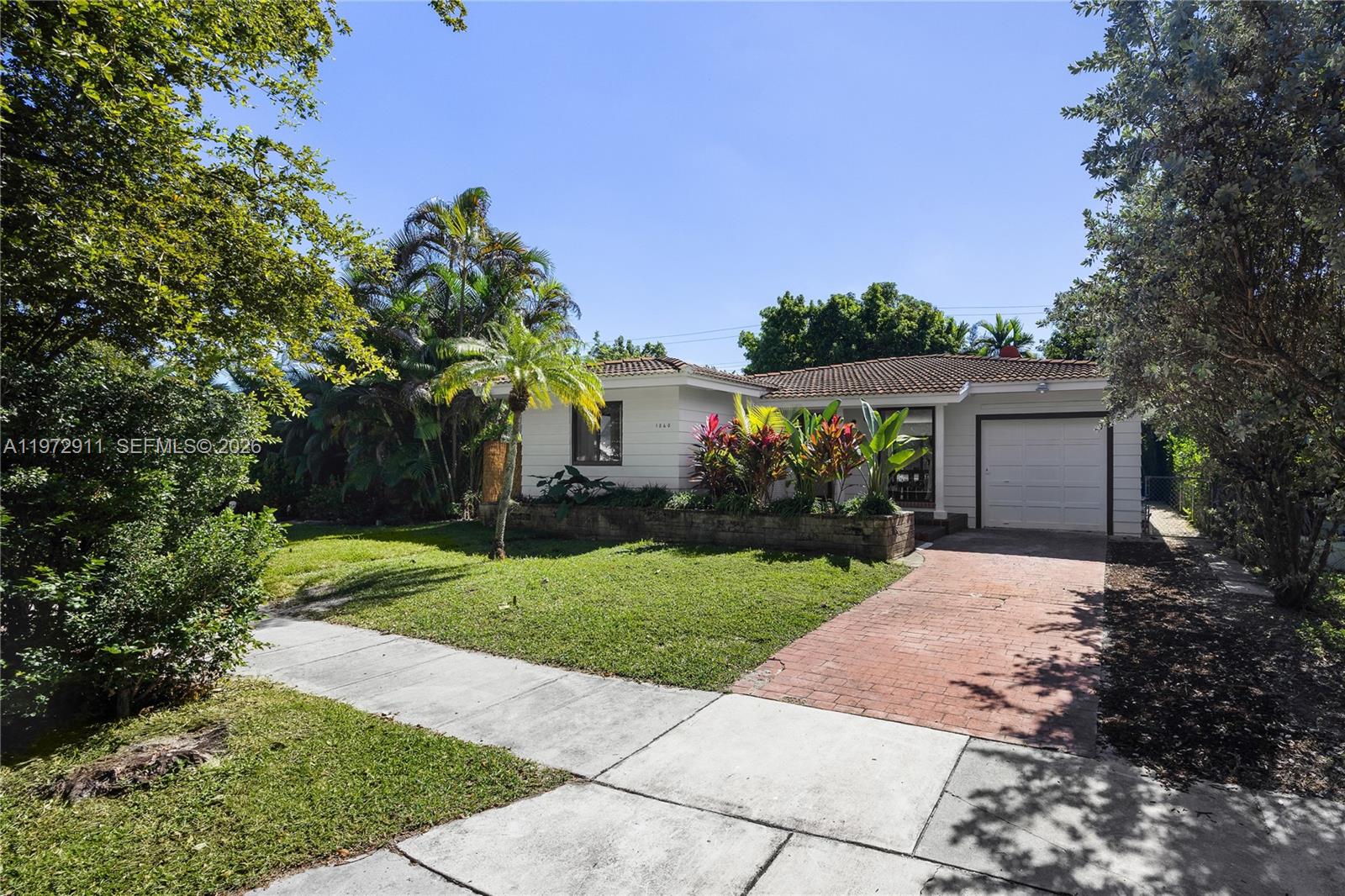 1860 Sw 13th St Property Photo 21