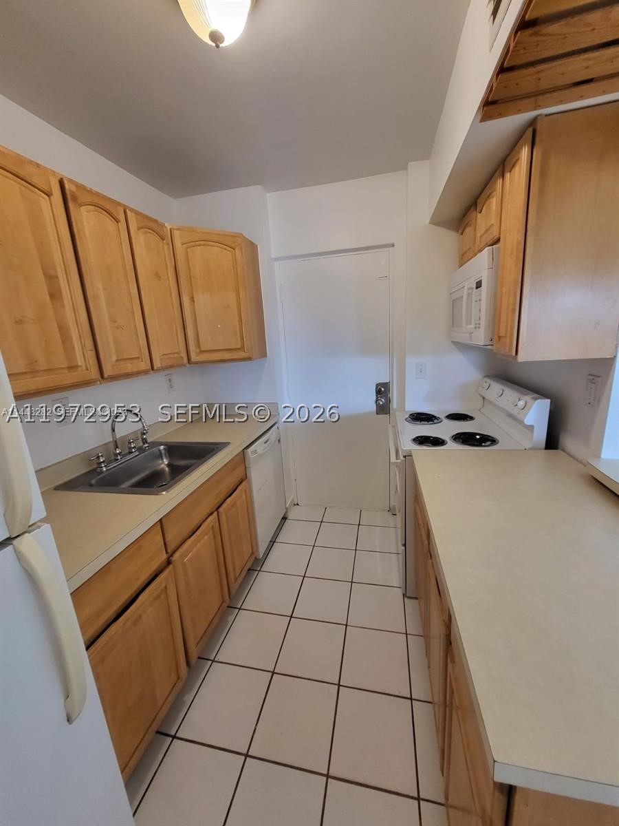 455 S Pine Island Rd 410c Property Photo 7