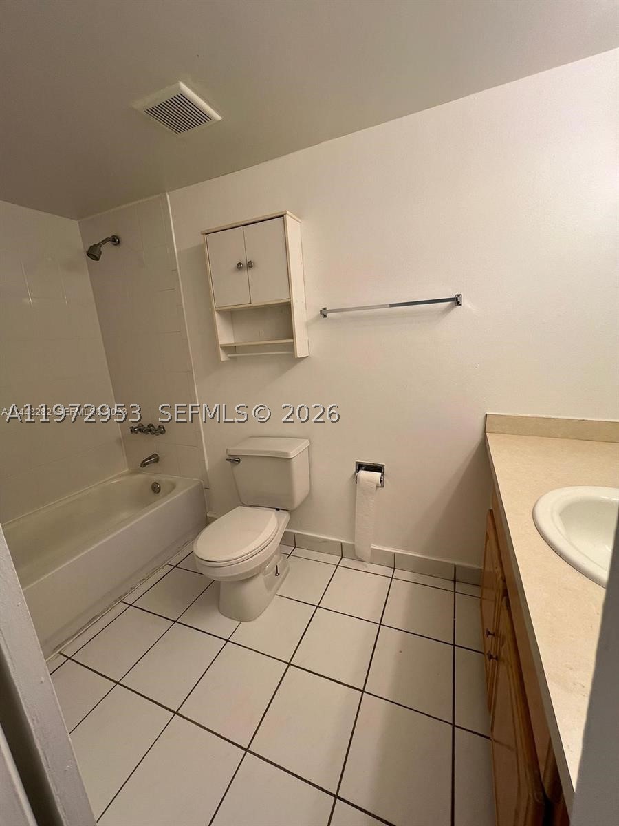 455 S Pine Island Rd 410c Property Photo 29