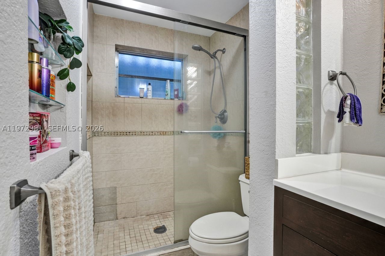 3665 Ne 167th St 208 Property Photo 26