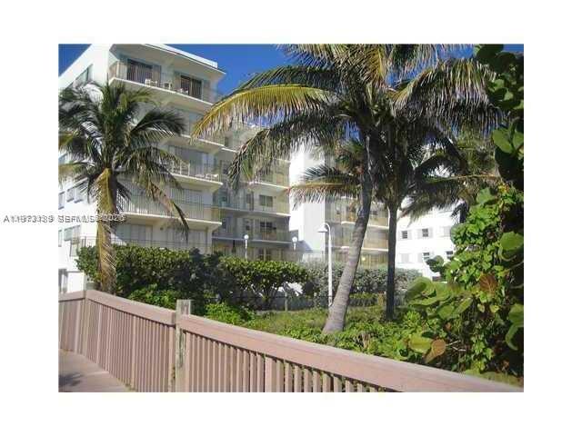 901 S Surf Rd 402 Property Photo 1