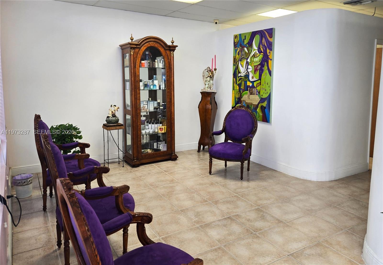 A11973287 Property Photo 3