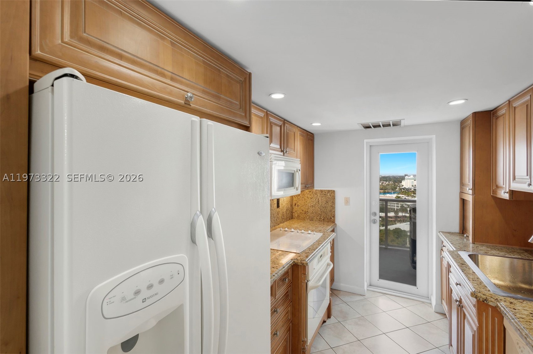 2701 N Ocean Boulevard 14b Property Photo 14