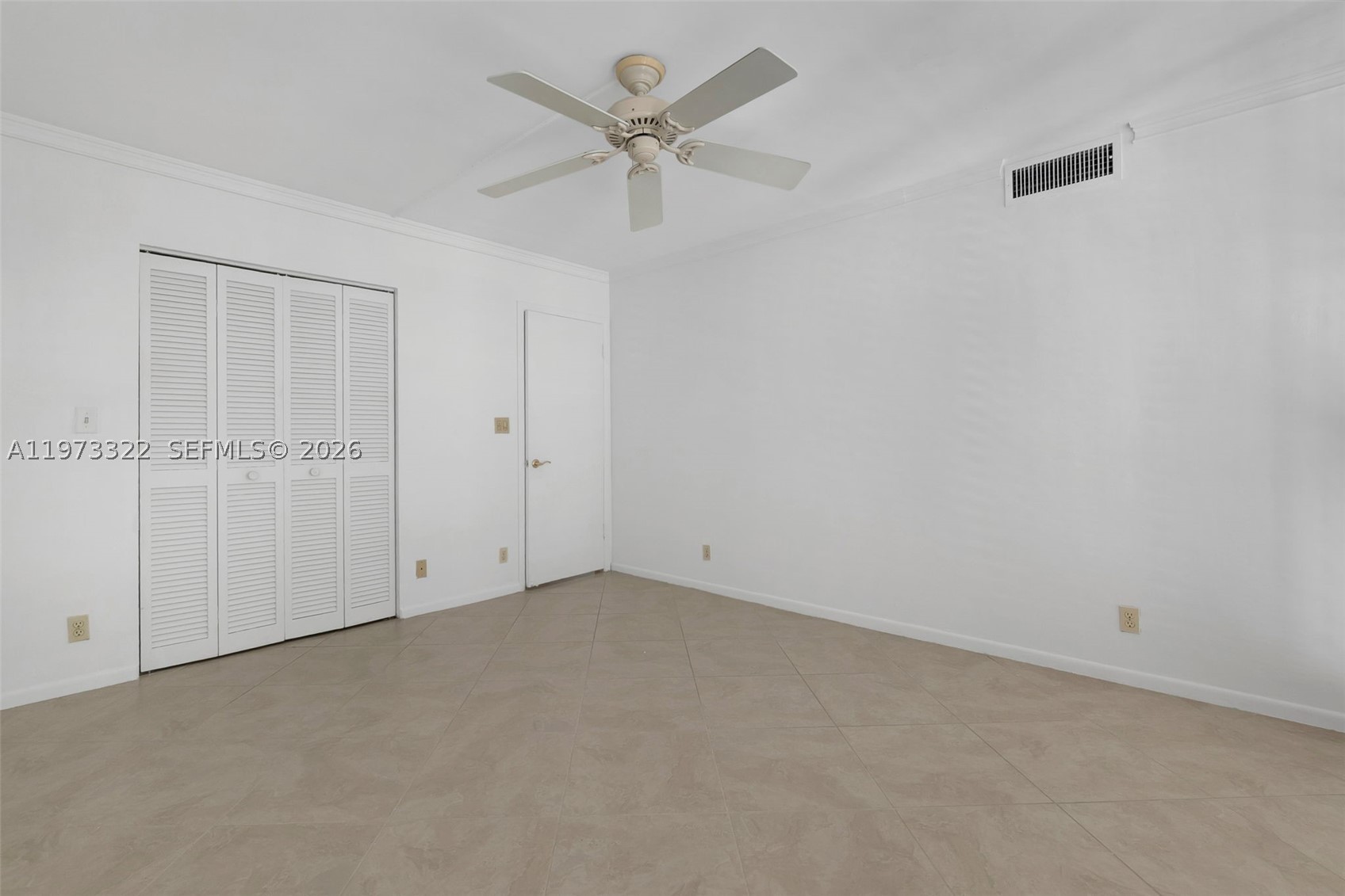 2701 N Ocean Boulevard 14b Property Photo 25