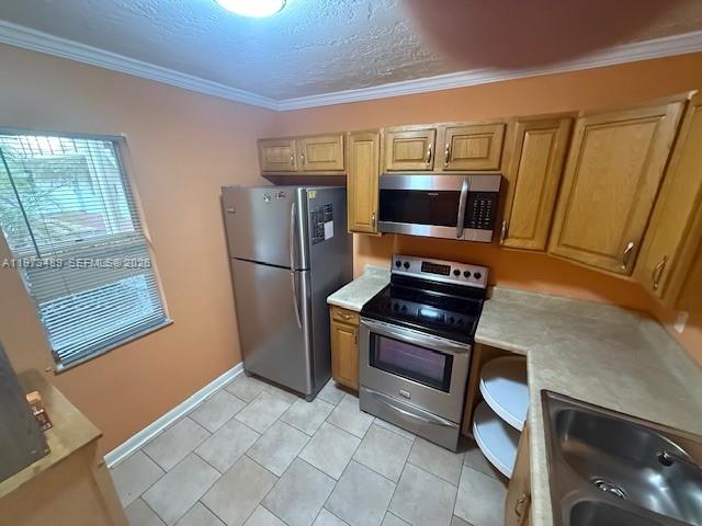 2801 Somerset Dr 105 Property Photo 4