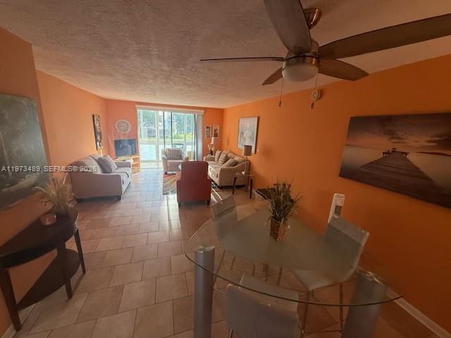 2801 Somerset Dr 105 Property Photo 6