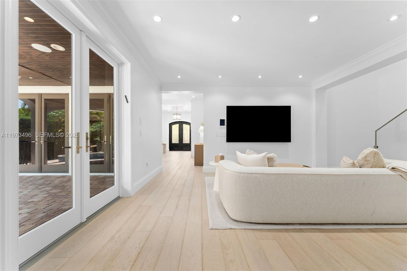 1210 95th Street Property Photo 9
