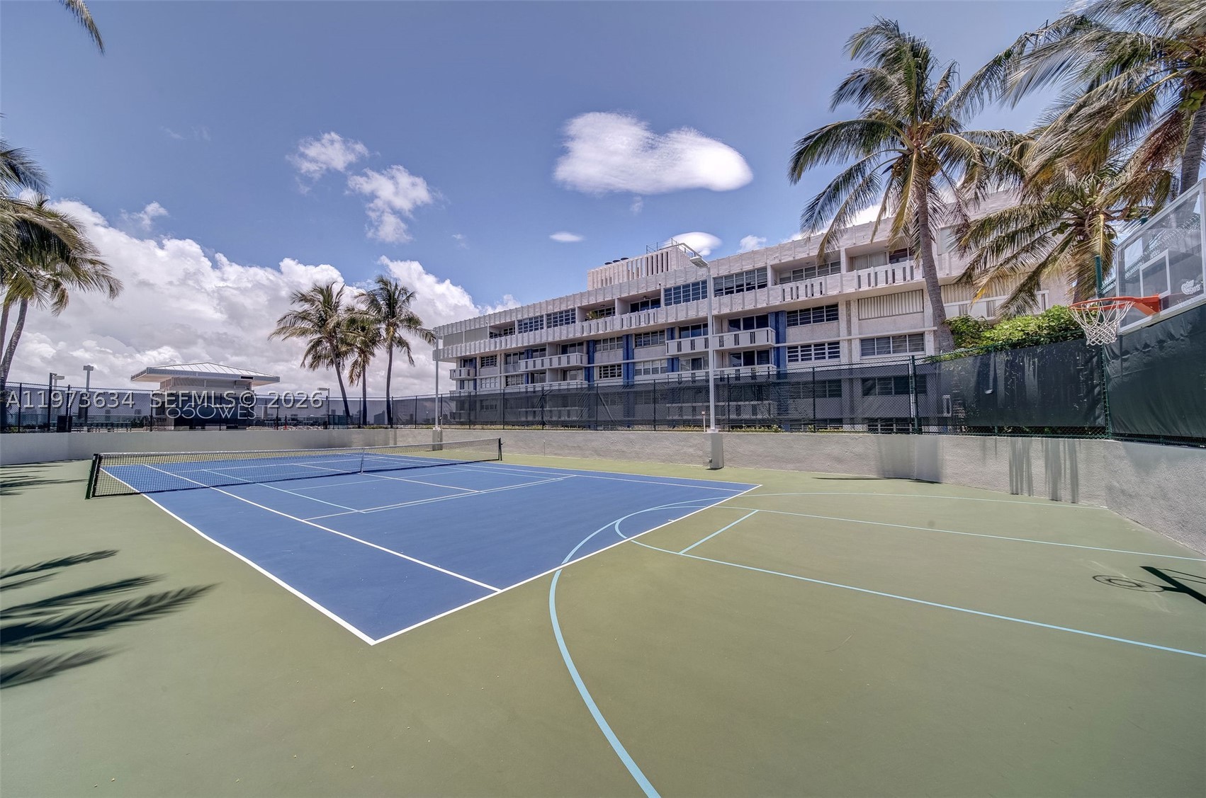 650 West Ave Ph09 Property Photo 33