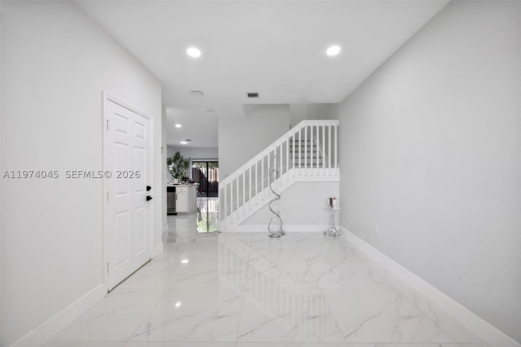 178 Se 33rd Ter Property Photo 6