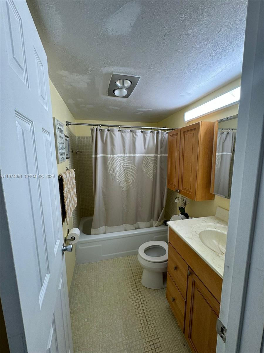 221 Kent M 221 Property Photo 15