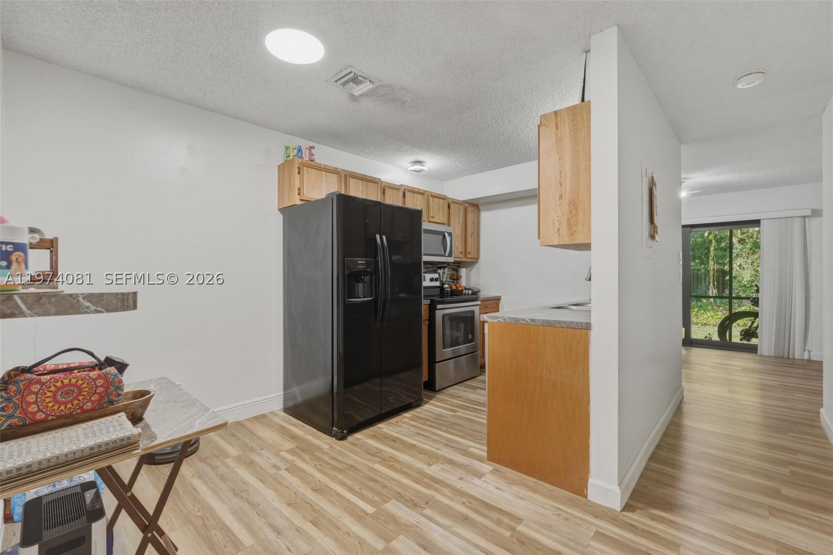 9853 Riverside Dr 8-24 Property Photo 8