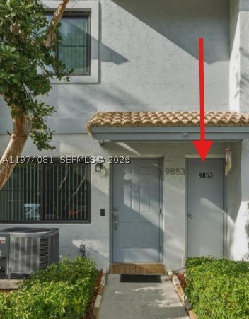 9853 Riverside Dr 8-24 Property Photo 23