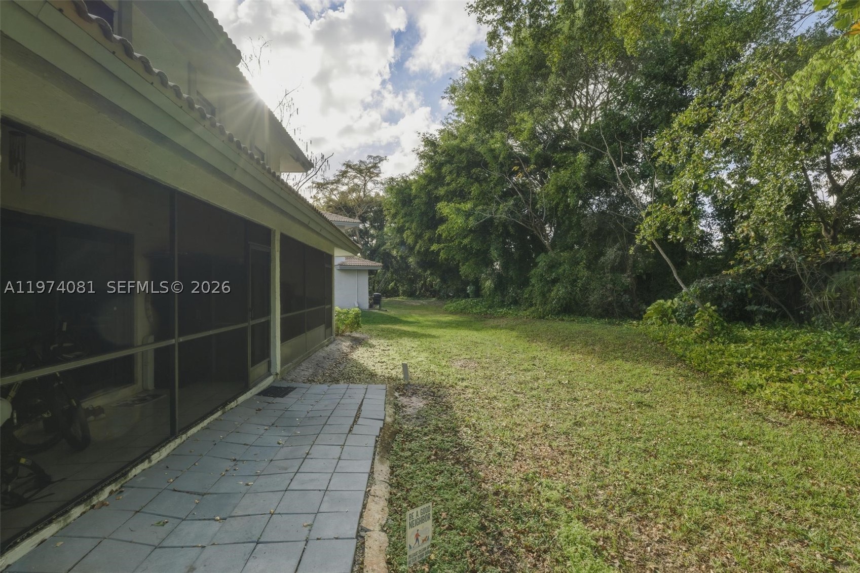 9853 Riverside Dr 8-24 Property Photo 31