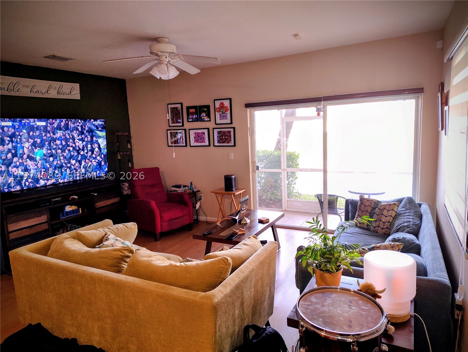 A11974089 Property Photo 2