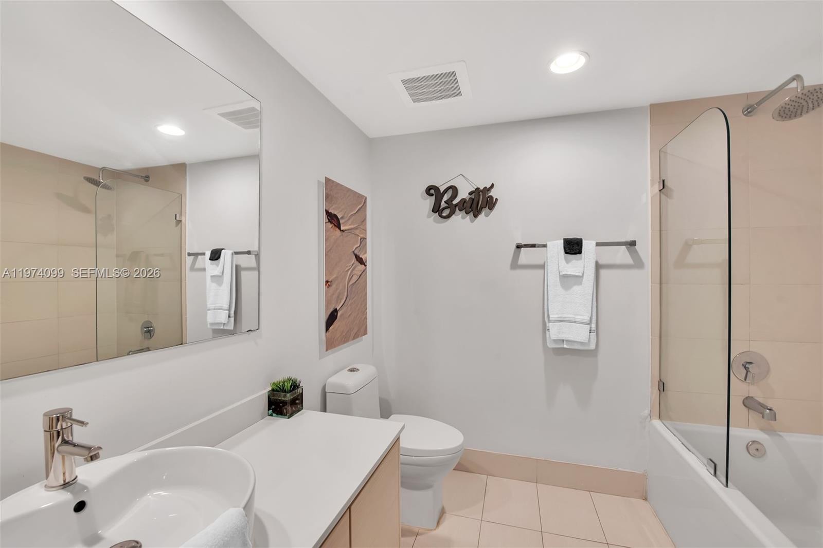 2602 E Hallandale Beach Blvd R2806 Property Photo 25