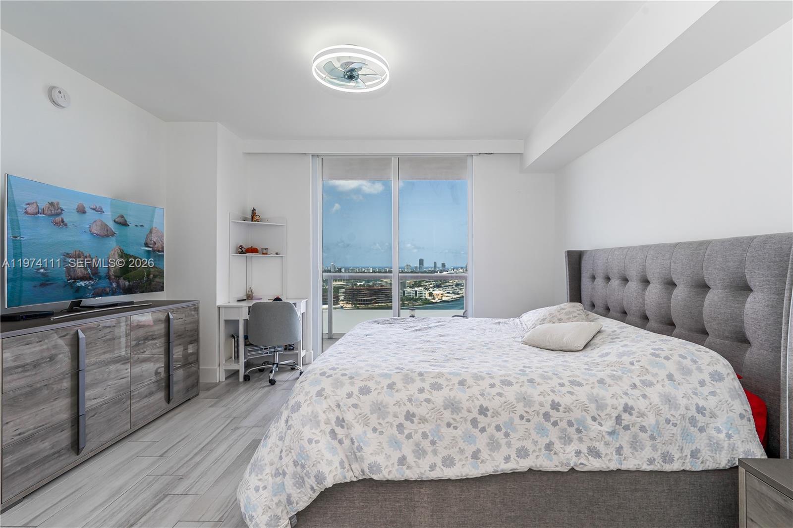 50 Biscayne Blvd 3106 Property Photo 8