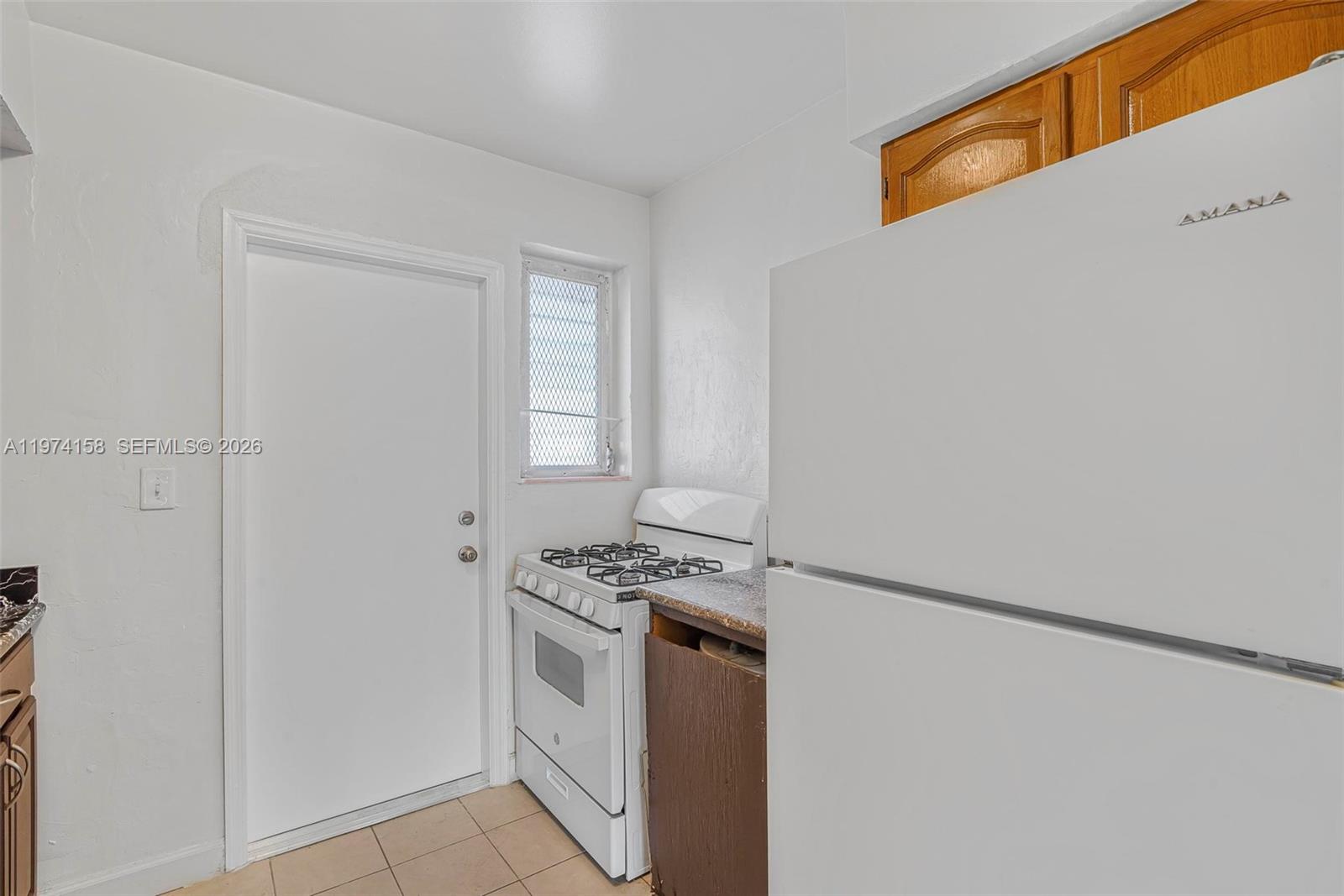 8031 Hawthorne Ave Property Photo 10