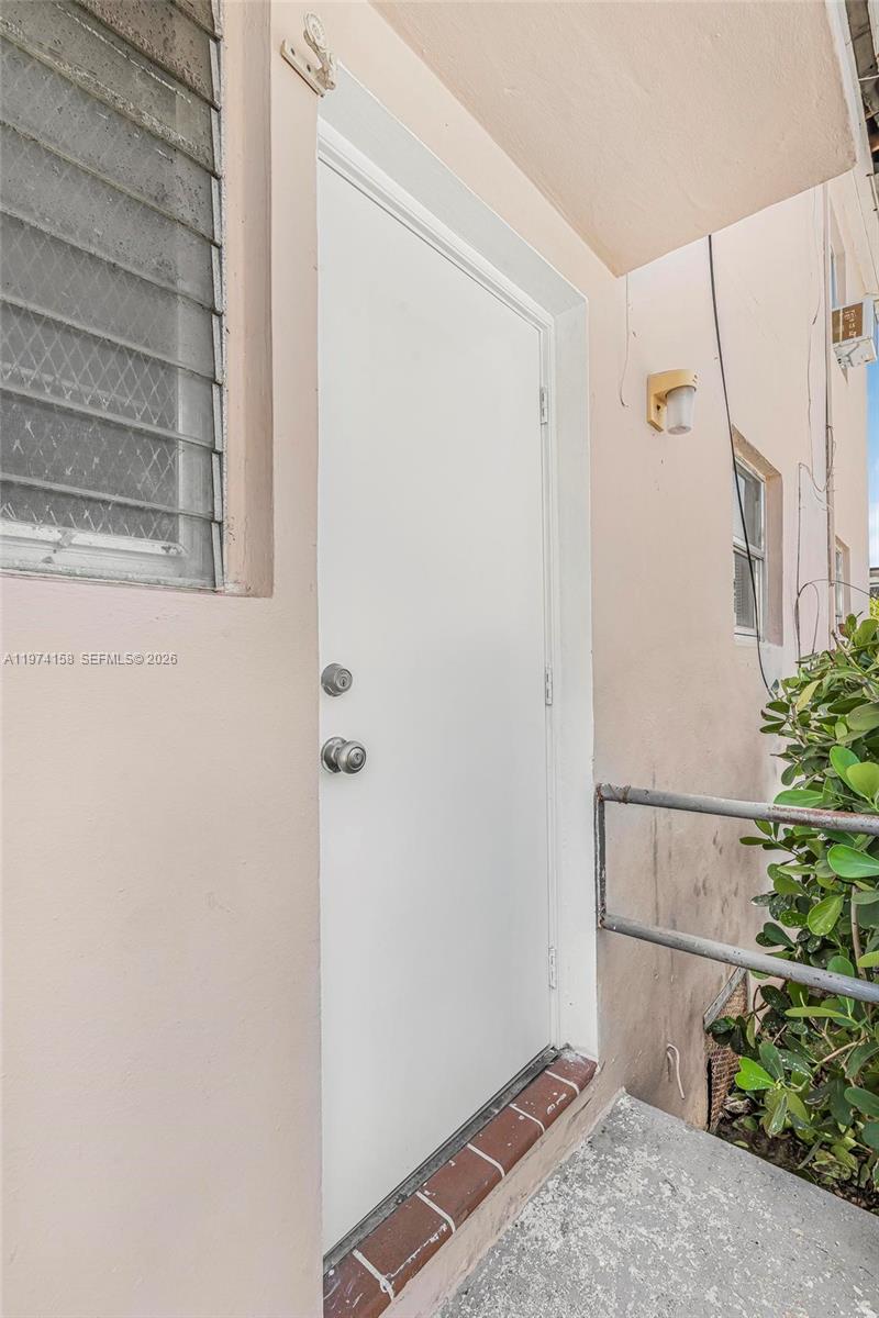 8031 Hawthorne Ave Property Photo 17
