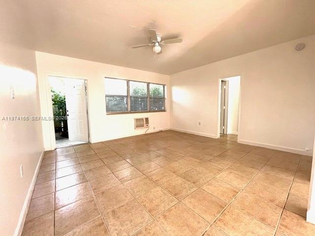 810 82nd St Property Photo 6