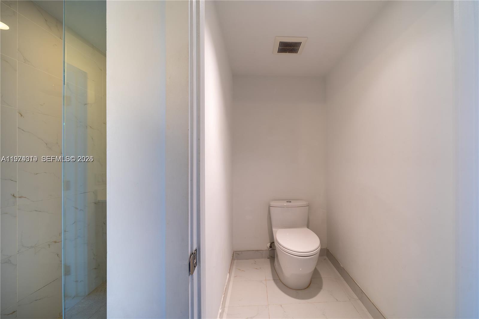 16385 Biscayne Blvd 1120 Property Photo 17