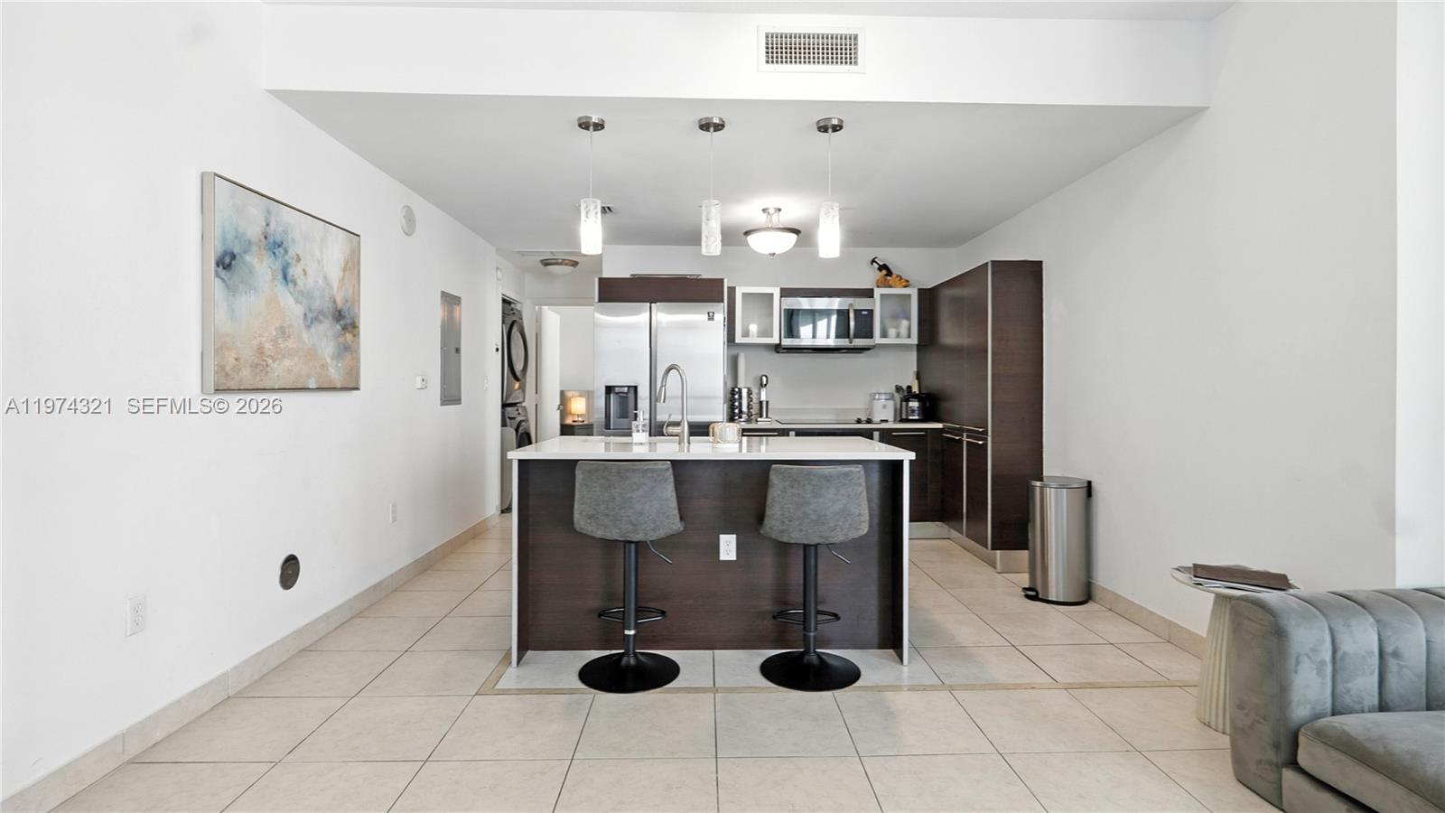 1900 N Bayshore Dr 2810 Property Photo 6