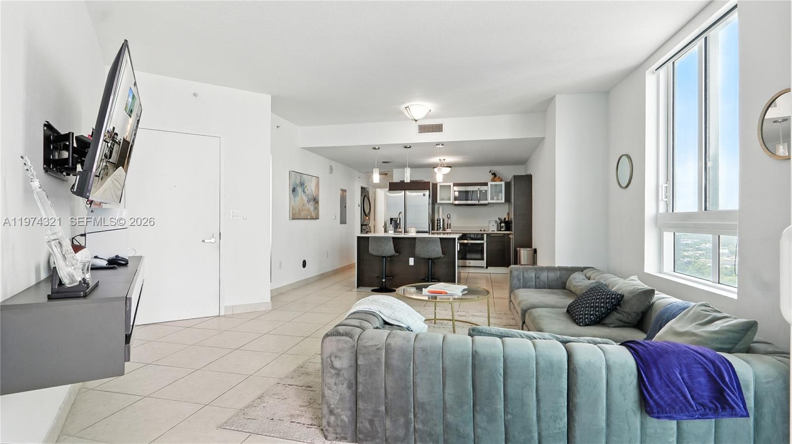 1900 N Bayshore Dr 2810 Property Photo 13