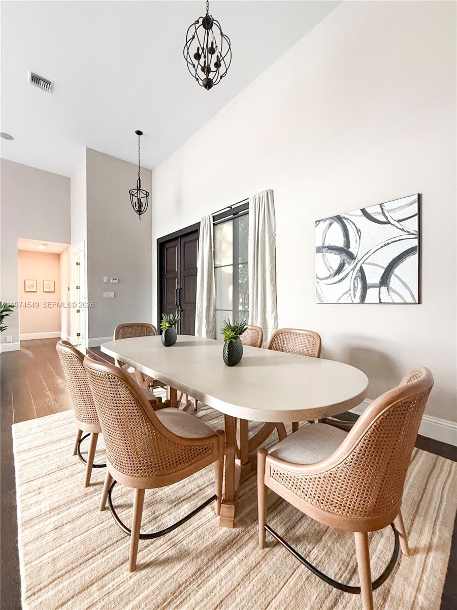 400 Alexandra Cir 0 Property Photo 10