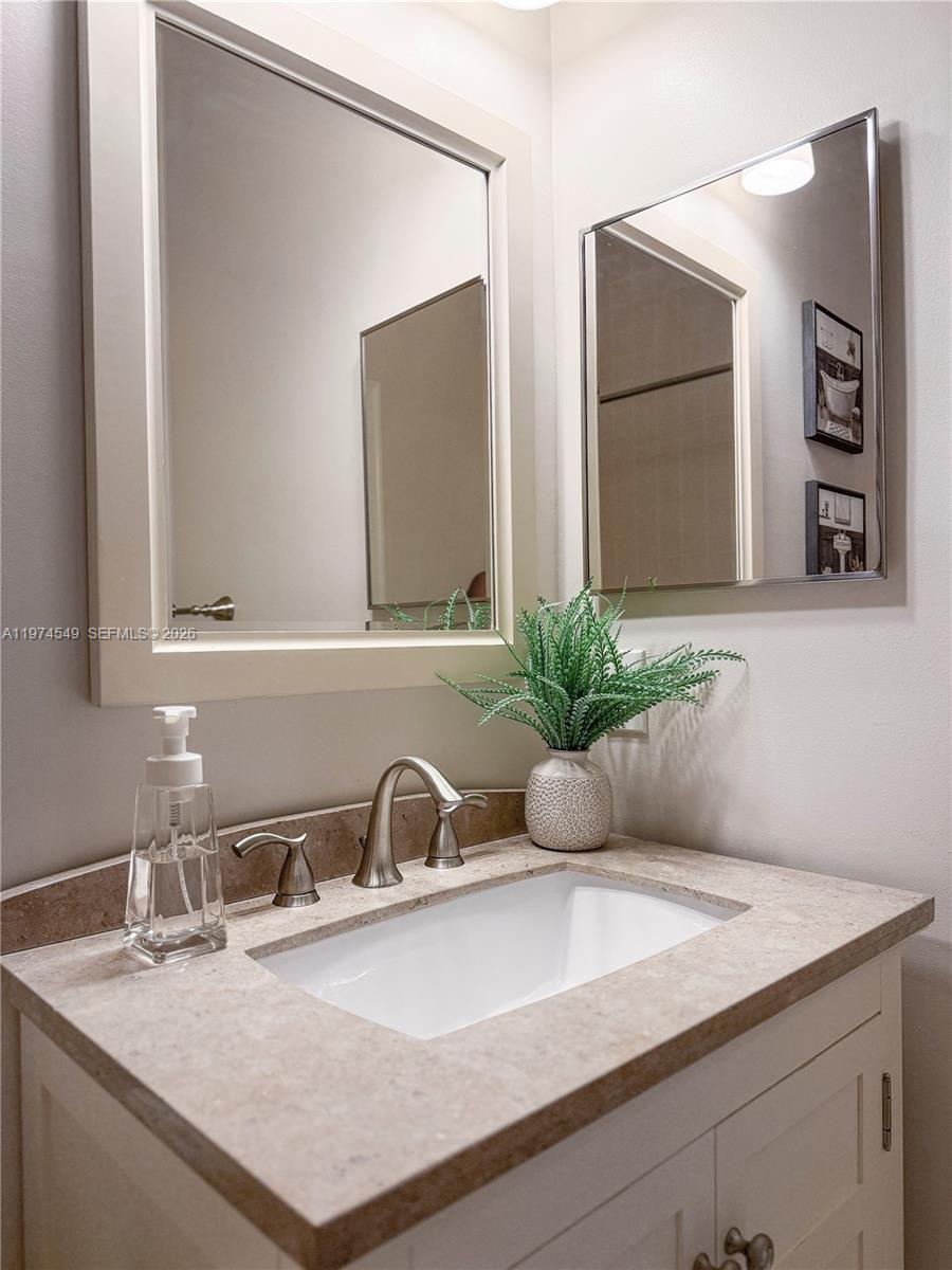 400 Alexandra Cir 0 Property Photo 59