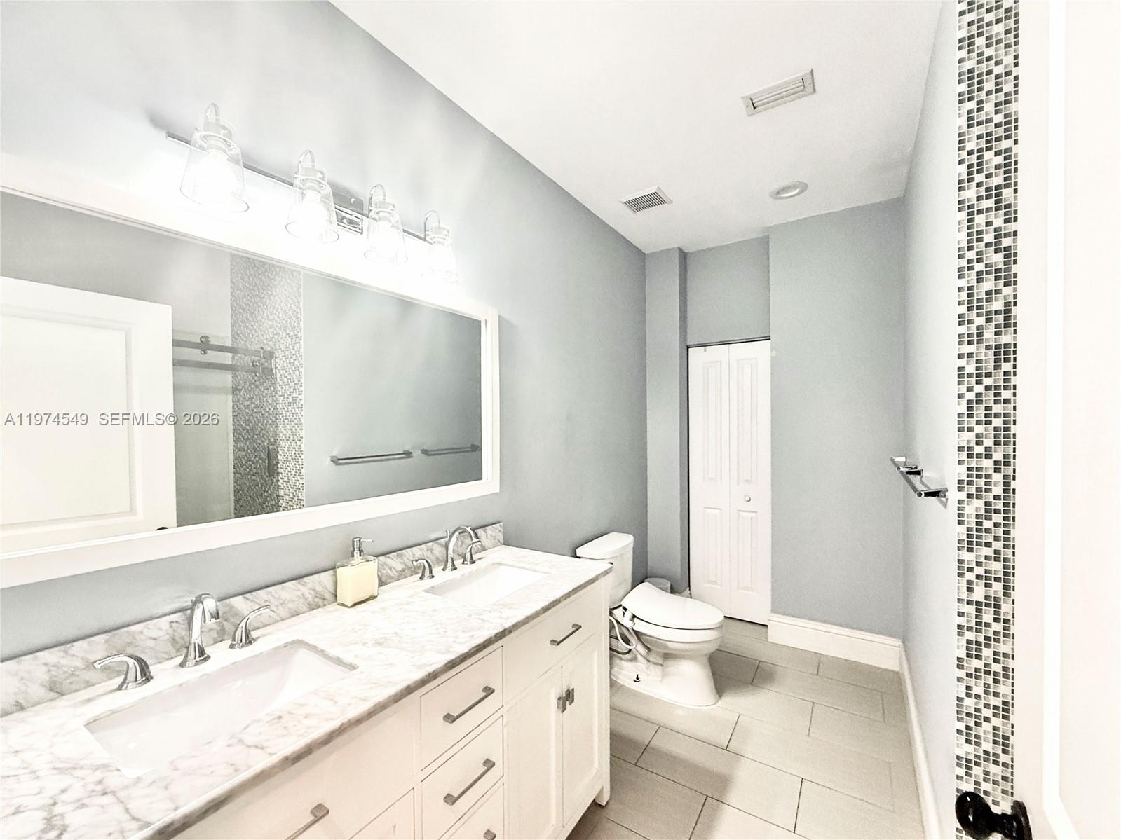 400 Alexandra Cir 0 Property Photo 69