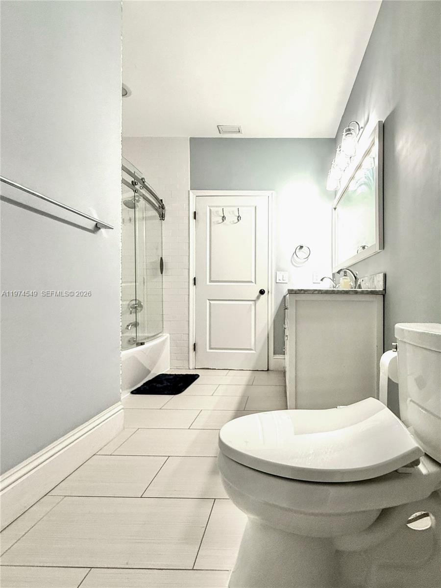 400 Alexandra Cir 0 Property Photo 70