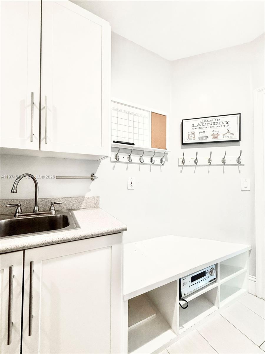 400 Alexandra Cir 0 Property Photo 72