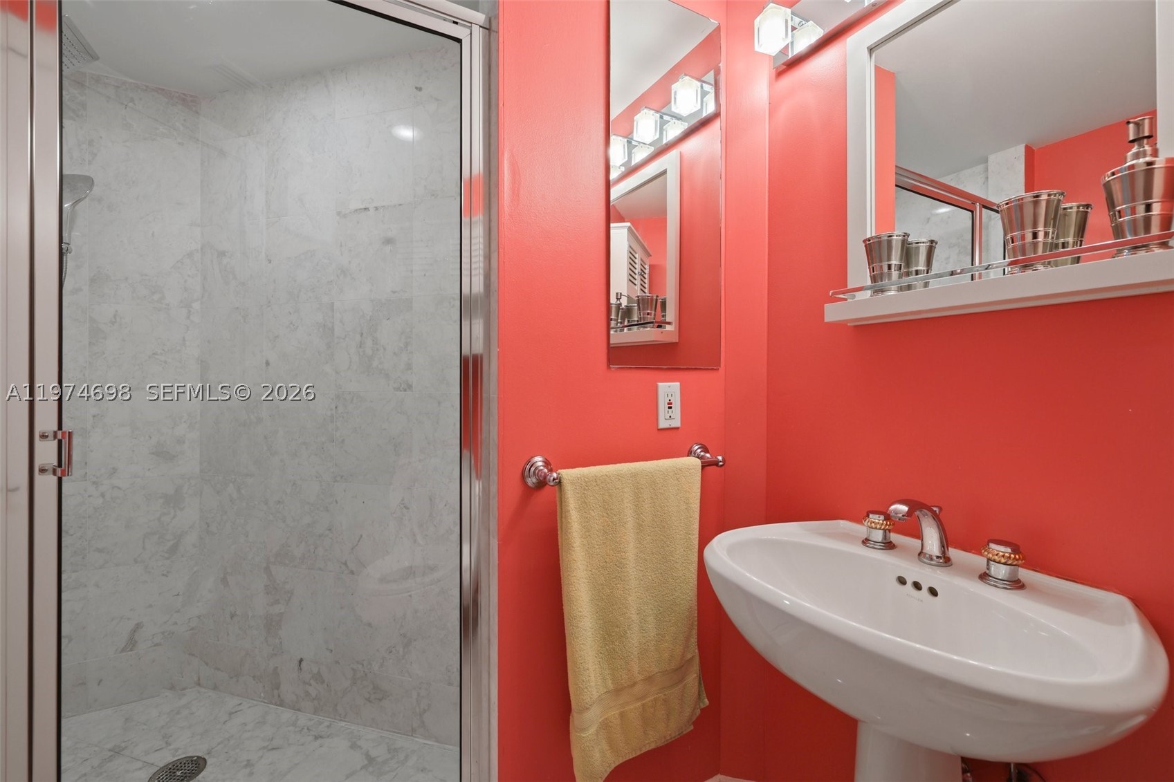 2600 Island Blvd 1006 Property Photo 45