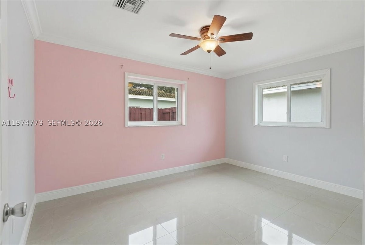 4925 Tyler St Property Photo 53