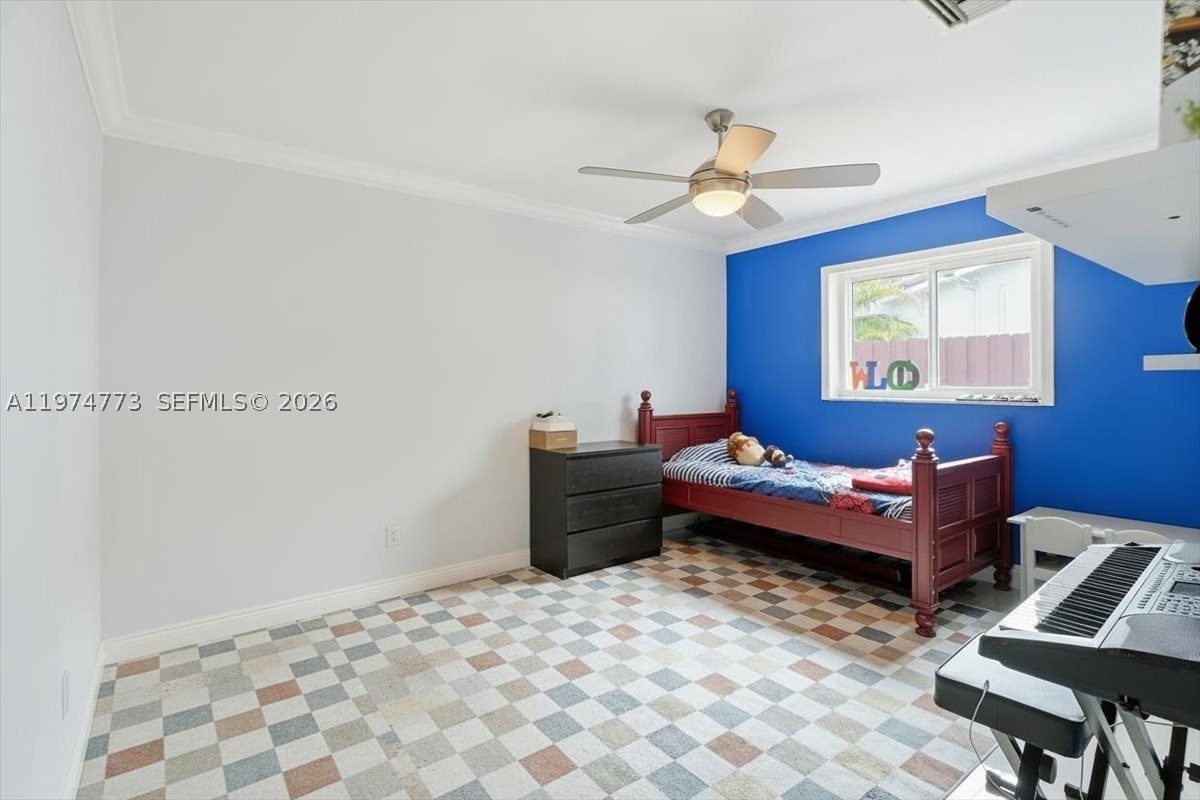 4925 Tyler St Property Photo 54