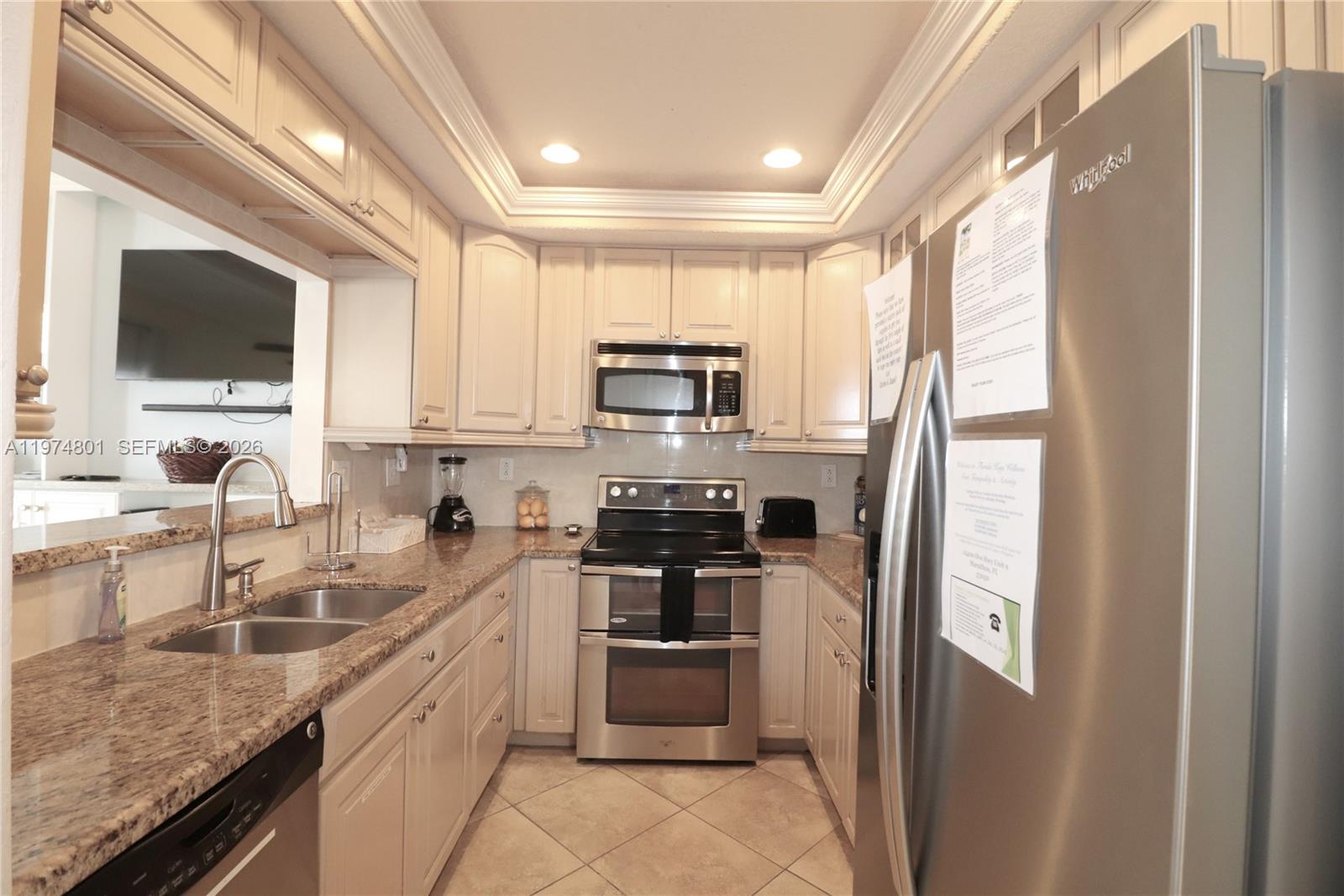 A11974801 Property Photo 33