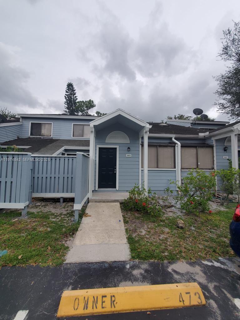A11974842 Property Photo 1