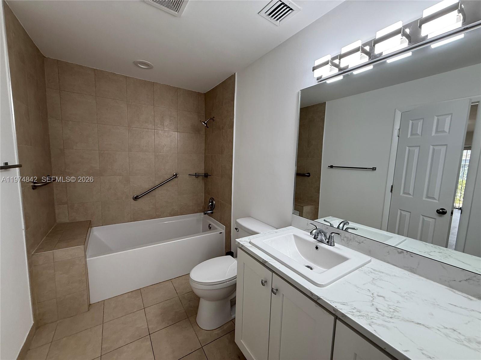 A11974842 Property Photo 13