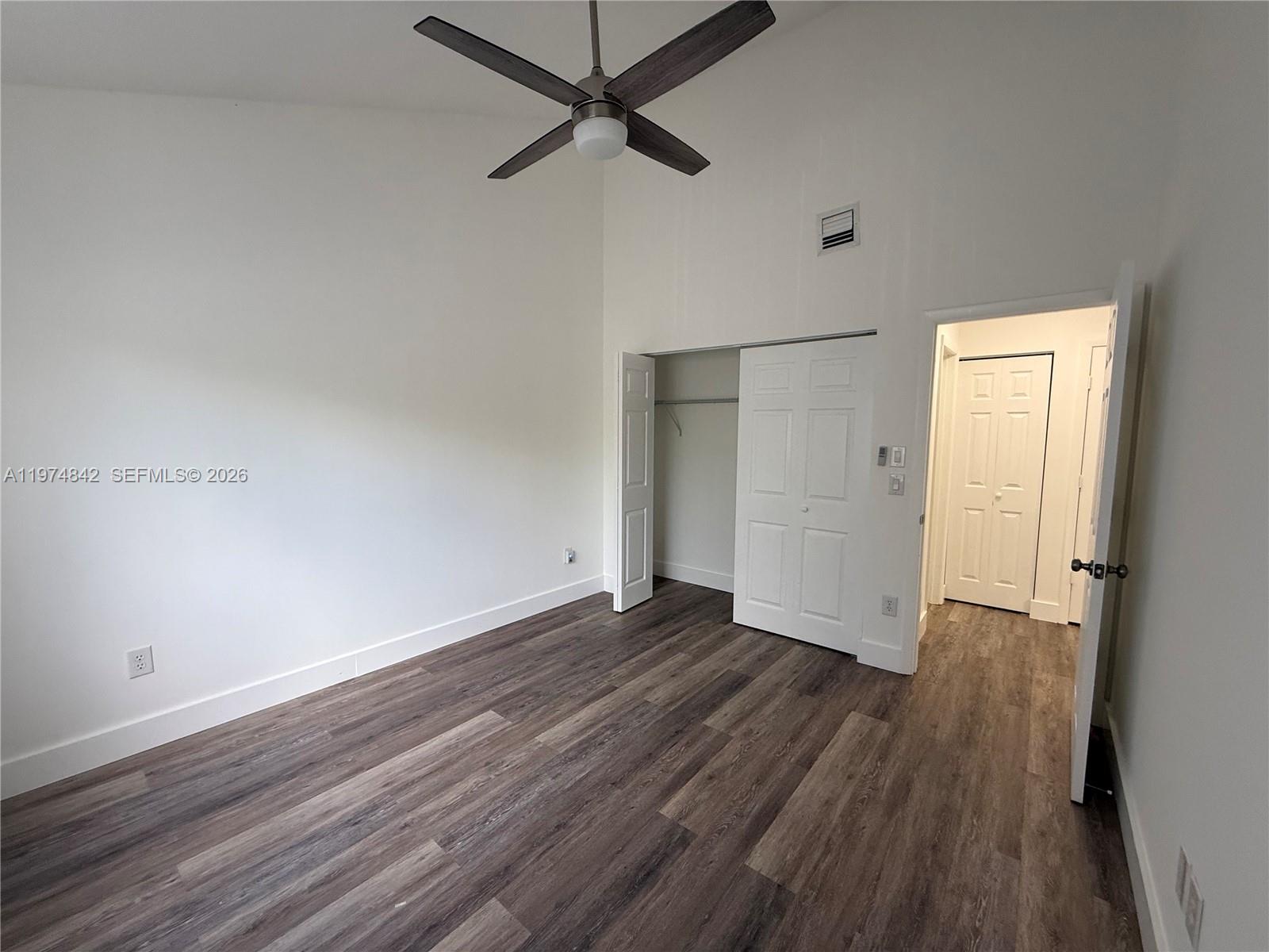 A11974842 Property Photo 20